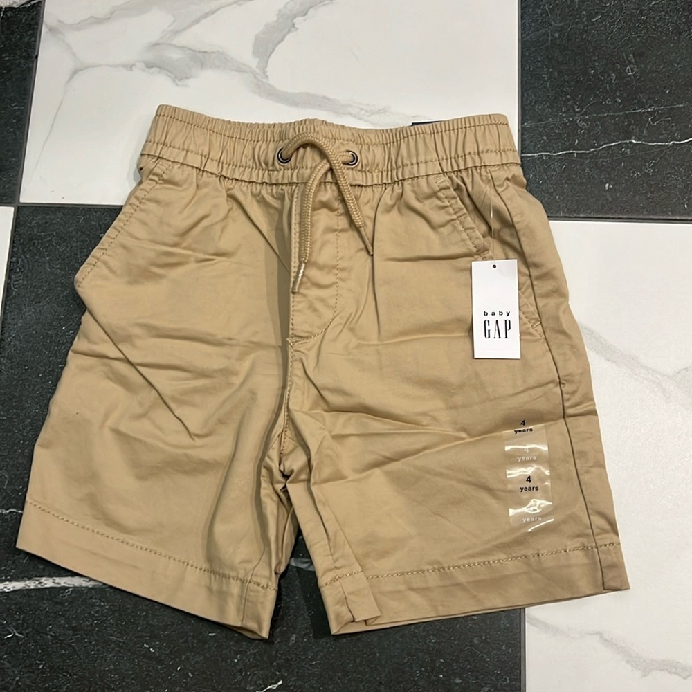 Gap Baby Khaki Shorts 4y NWT